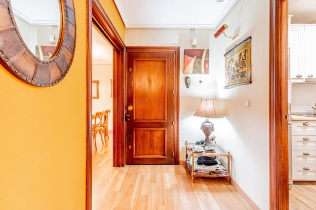 4 bedroom Apartment for sale in Pueblo Nuevo, Madrid city - € 479,000 (Ref: 10182382)