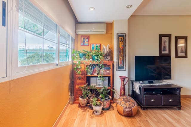 4 bedroom Apartment for sale in Pueblo Nuevo, Madrid city - € 479,000 (Ref: 10182382)
