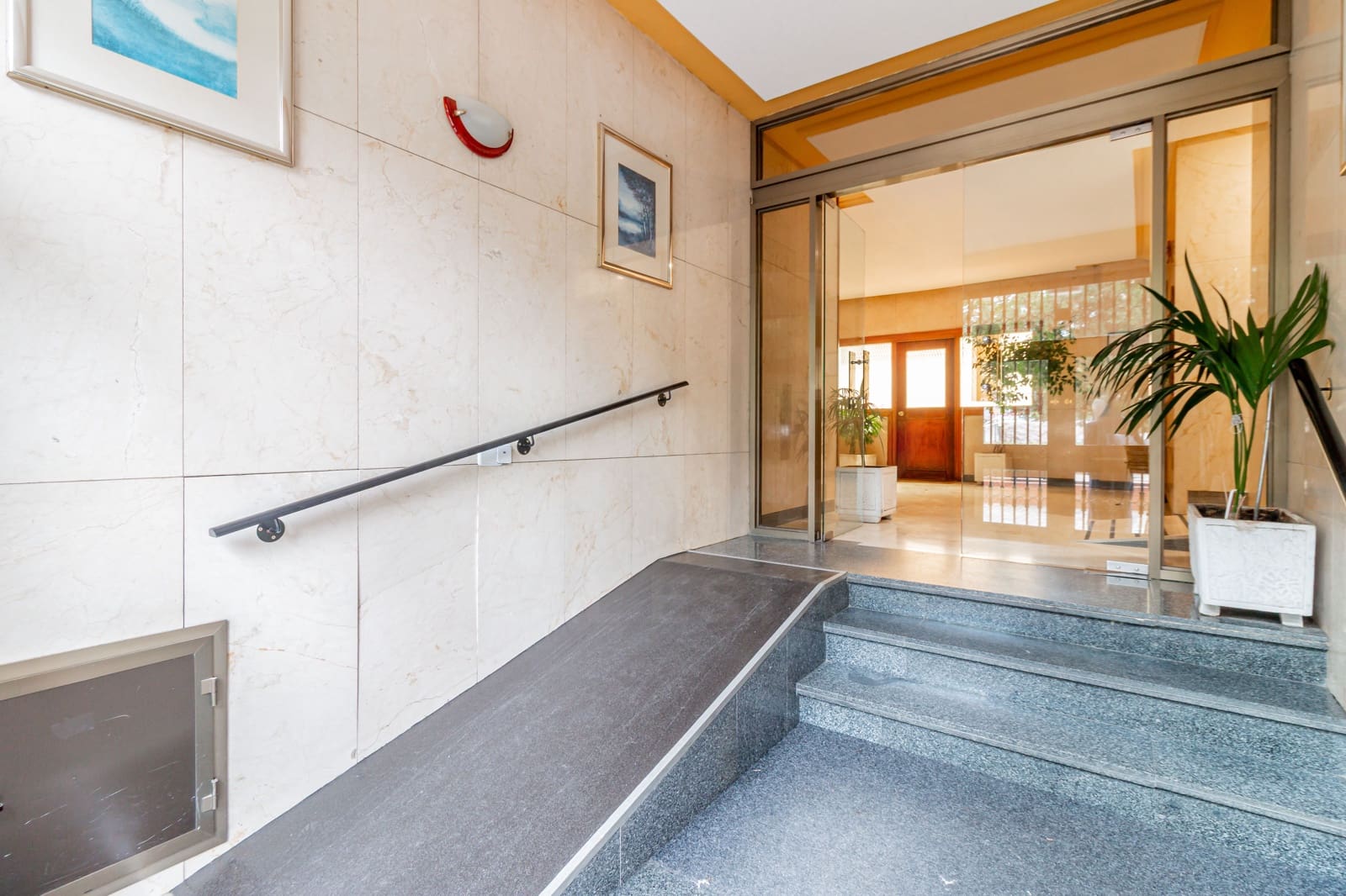4 bedroom Apartment for sale in Madrid city - € 479,000 (Ref: 10182382)