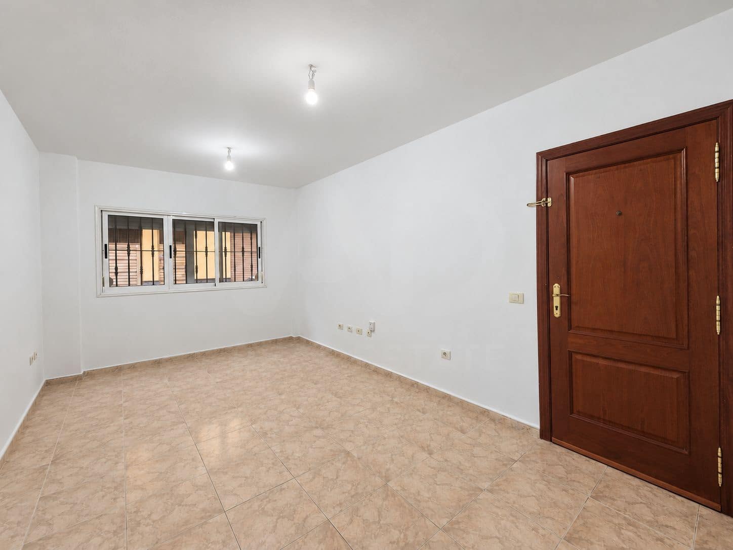 3 soveværelse Lejlighed til salg i San Cristobal de La Laguna med garage - € 220.000 (Ref: 10182383)