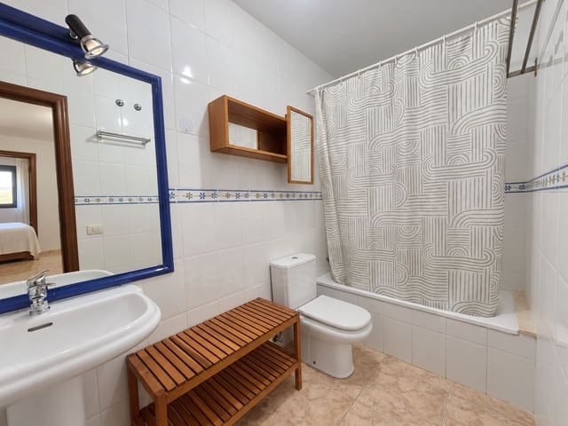 3 soveværelse Lejlighed til salg i Taco, San Cristóbal de La Laguna med garage - € 220.000 (Ref: 10182383)