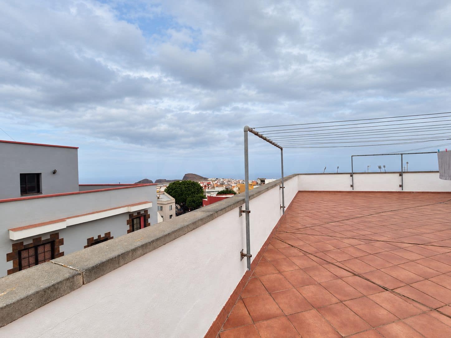 3 soveværelse Lejlighed til salg i San Cristobal de La Laguna med garage - € 220.000 (Ref: 10182383)