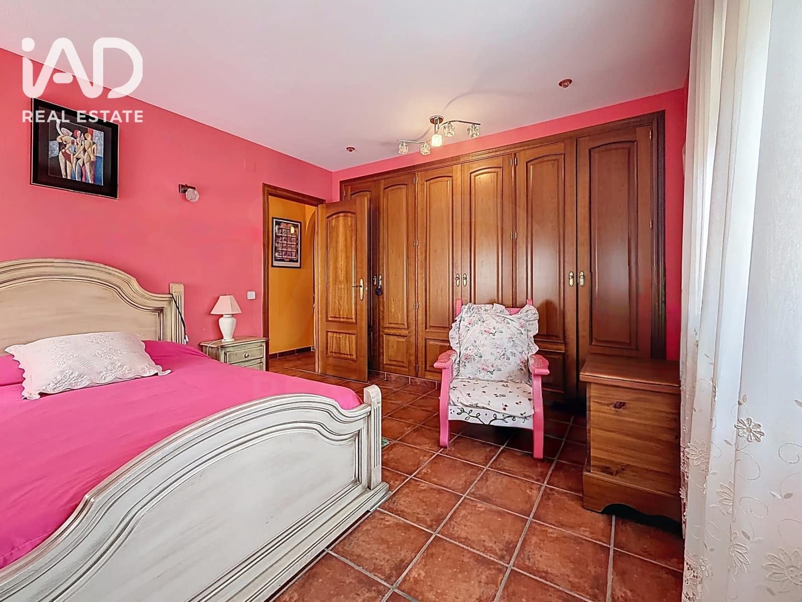 5 chambre Maison de Ville à vendre à Roda de Bara avec garage - 845 000 € (Ref: 10182386)