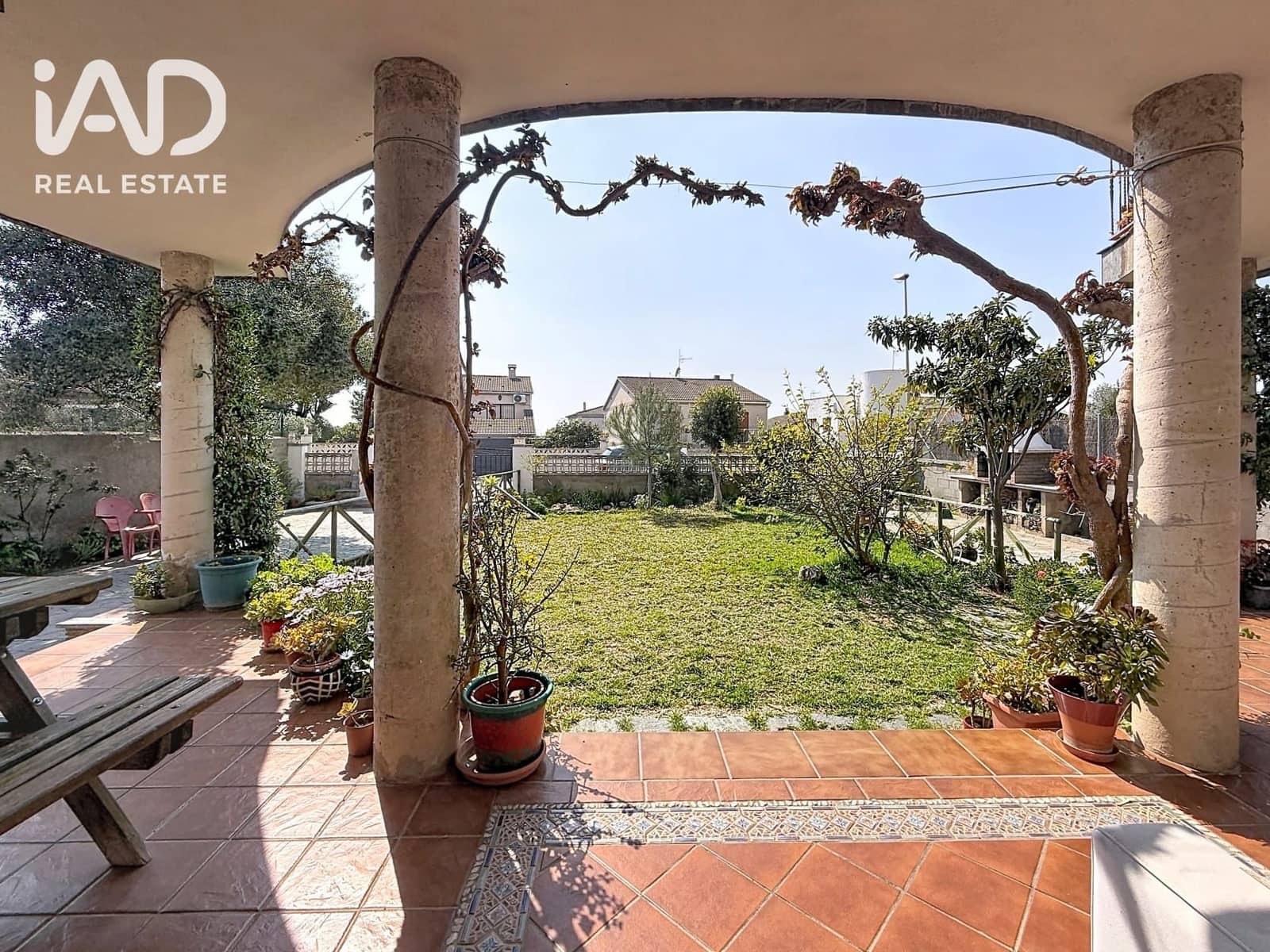 5 chambre Maison de Ville à vendre à Roda de Bara avec garage - 845 000 € (Ref: 10182386)