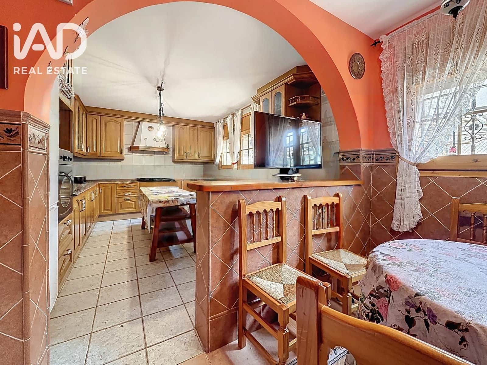 5 chambre Maison de Ville à vendre à Roda de Bara avec garage - 845 000 € (Ref: 10182386)