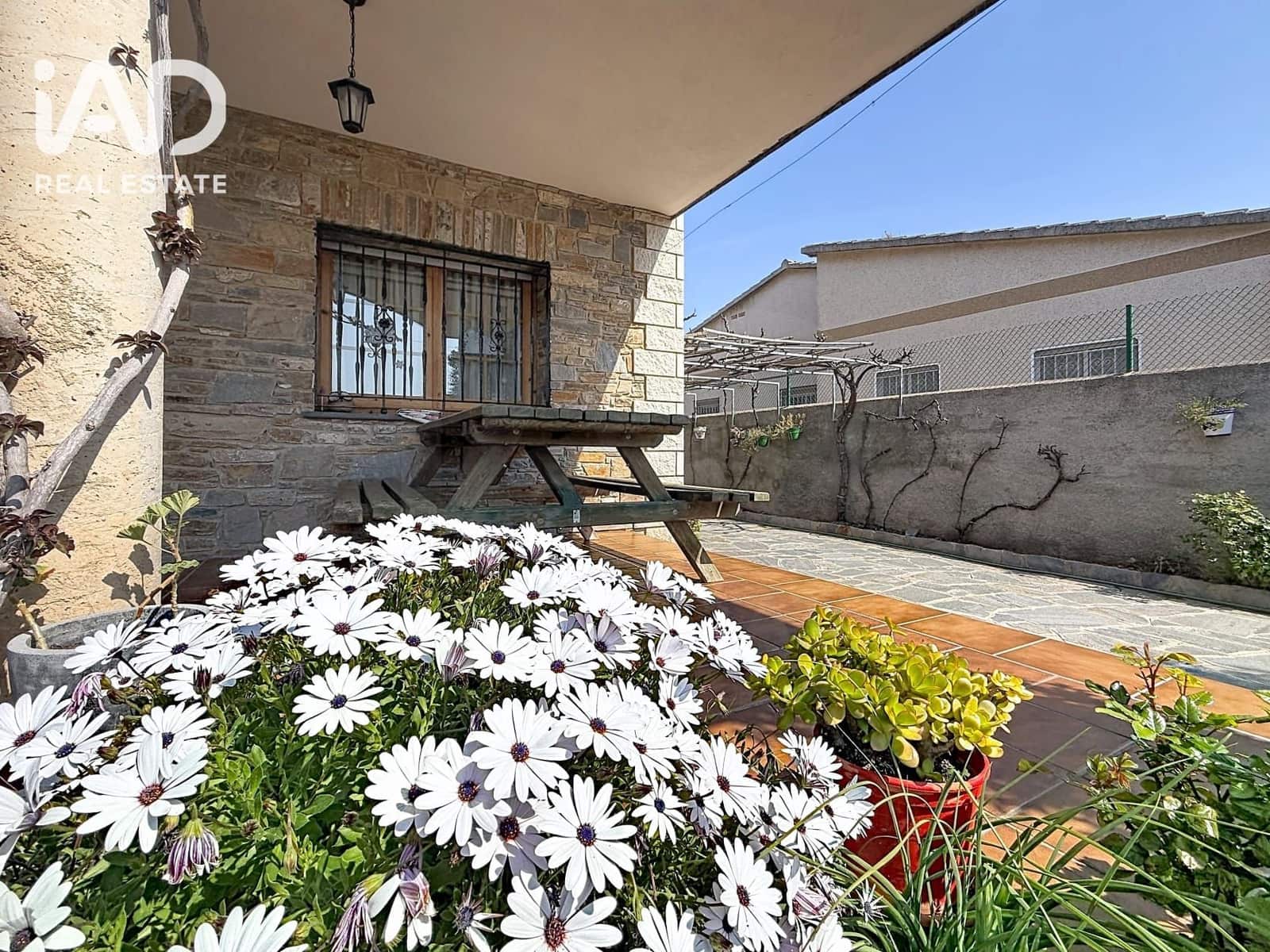 5 chambre Maison de Ville à vendre à Roda de Bara avec garage - 845 000 € (Ref: 10182386)