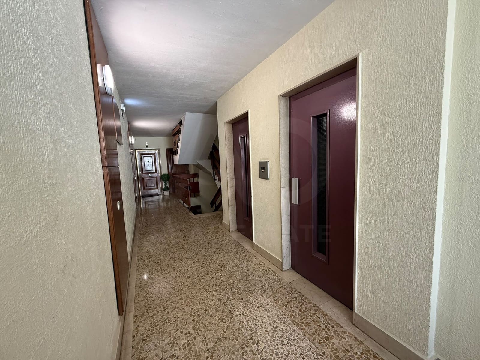3 soveværelse Lejlighed til salg i Leon by med garage - € 440.000 (Ref: 10182389)