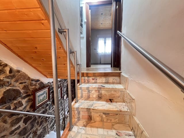 2 sovrum Hus till salu i Candamo - 215 000 € (Ref: 10182391)