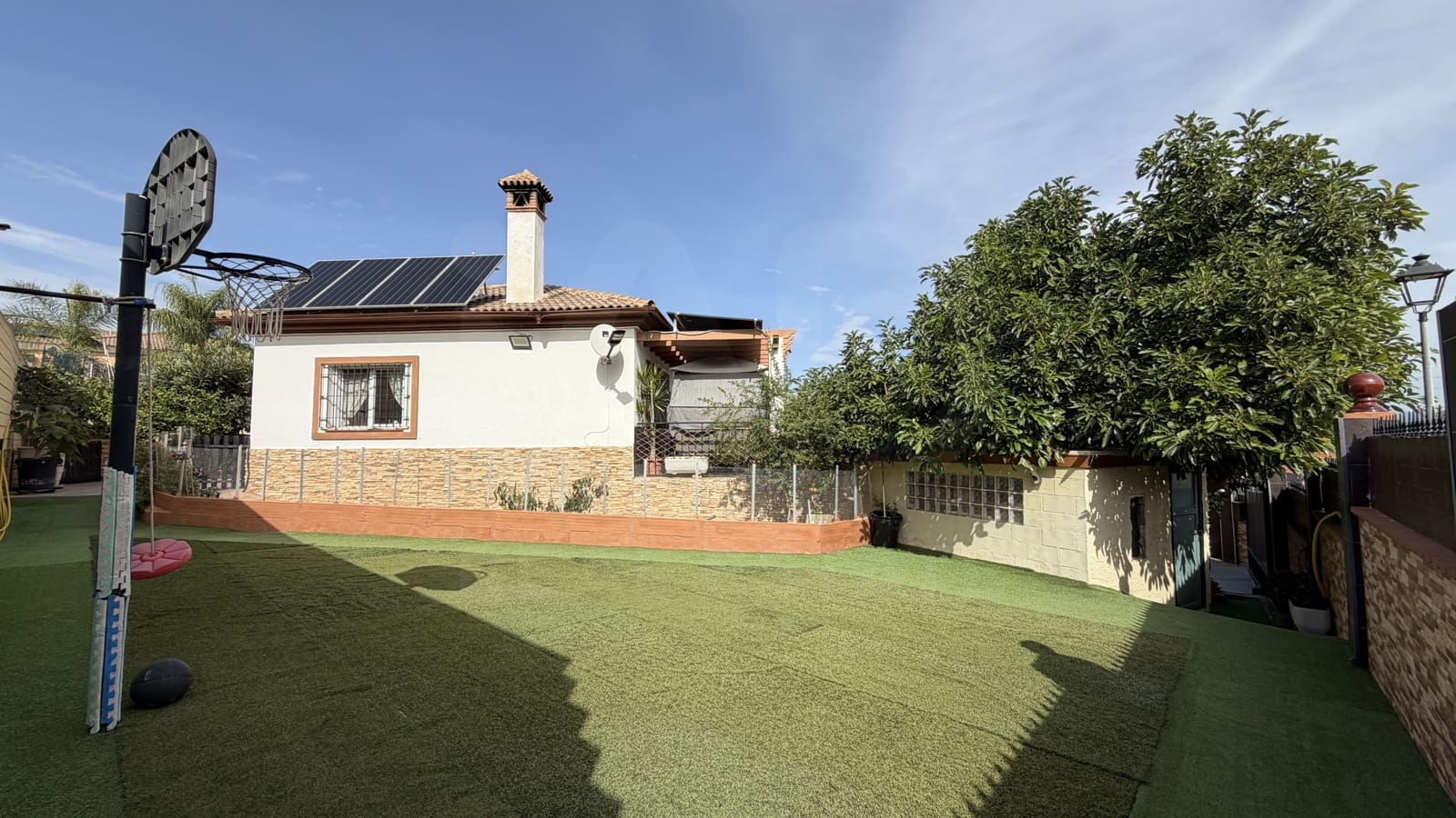 Casa de 4 habitaciones en Alhaurín de la Torre en venta con piscina garaje - 569.900 € (Ref: 10182392)