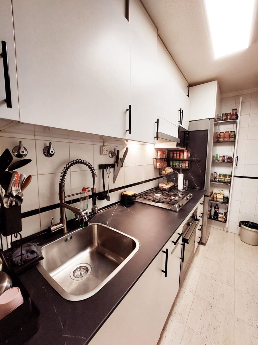 Adosado de 2 habitaciones en Torrevieja en venta con piscina - 197.000 € (Ref: 10182393)