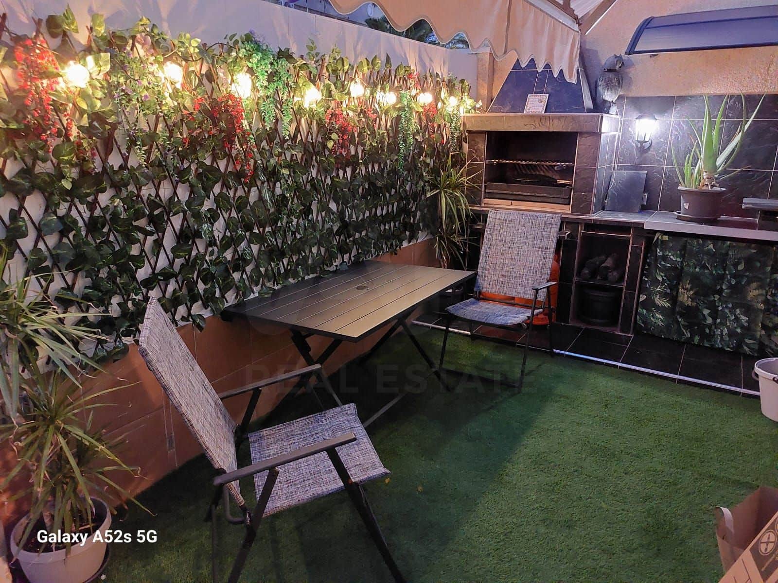 Adosado de 2 habitaciones en Torrevieja en venta con piscina - 197.000 € (Ref: 10182393)