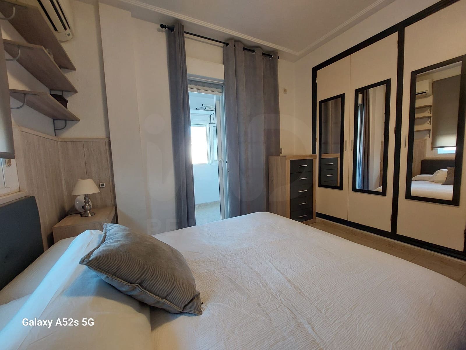 Adosado de 2 habitaciones en Torrevieja en venta con piscina - 197.000 € (Ref: 10182393)
