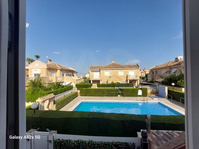Adosado de 2 habitaciones en Aguas Nuevas, Torrevieja en venta con piscina - 197.000 € (Ref: 10182393)