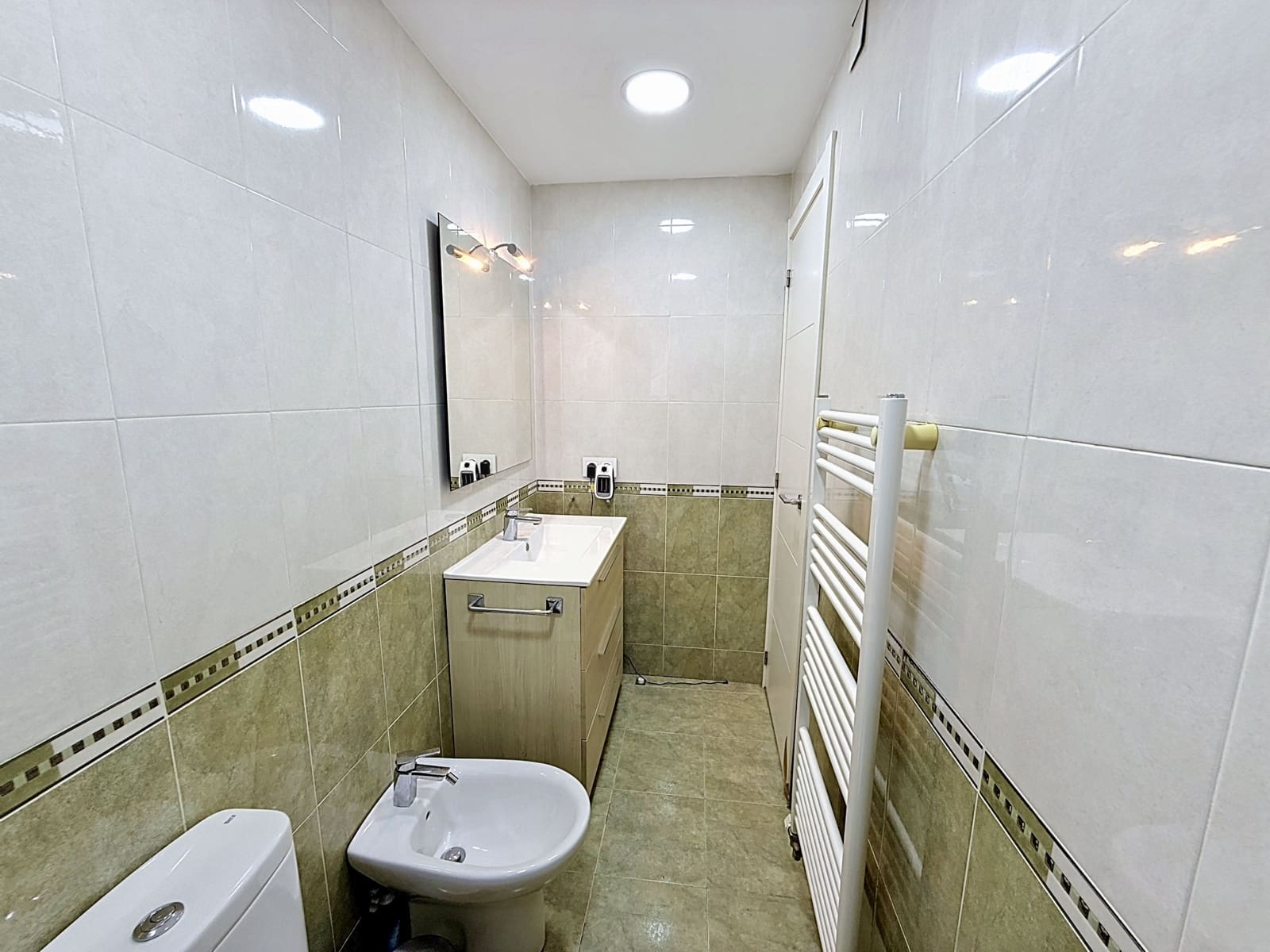 2 bedroom Apartment for sale in Sant Joan Despi - € 238,000 (Ref: 10182395)