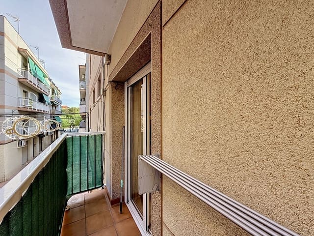 2 bedroom Apartment for sale in Sant Joan Despí - € 238,000 (Ref: 10182395)