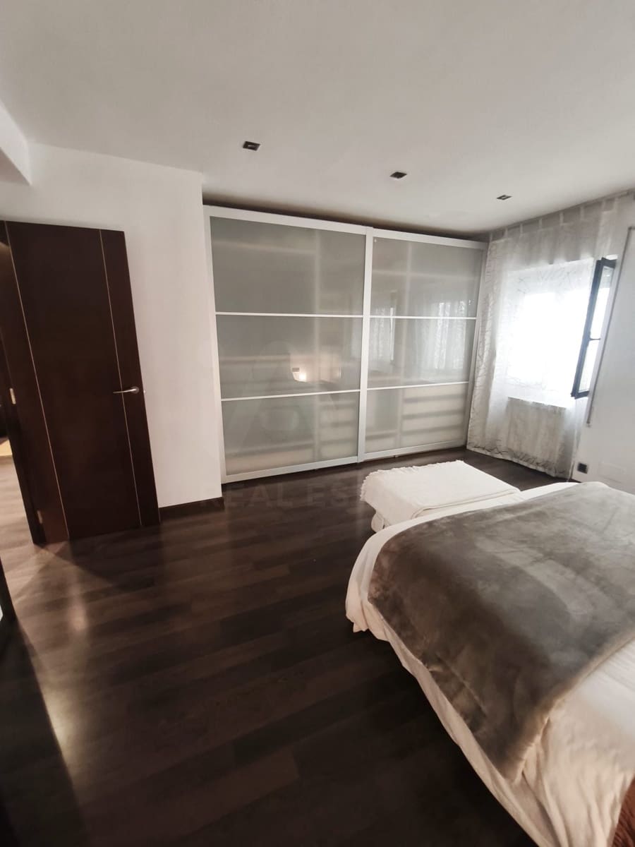 2 bedroom Apartment for rent in Leon city - € 650 (Ref: 10182398)