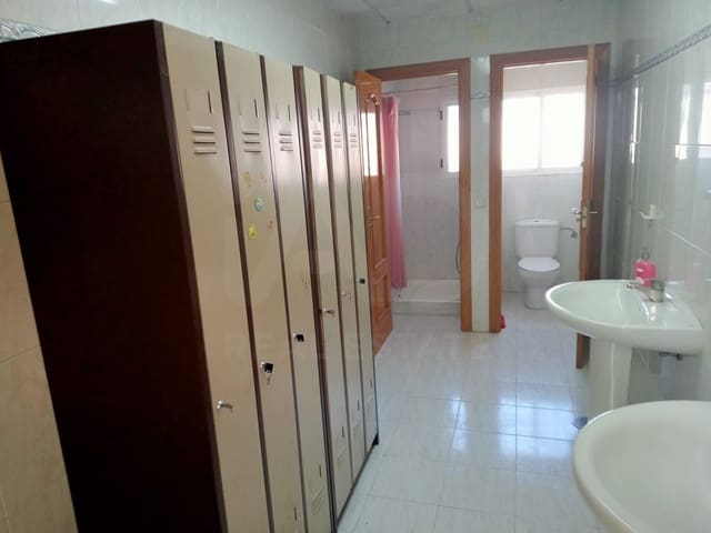 Komercyjne na sprzedaż w Fuensalida - 229 990 € (Ref: 10183687)