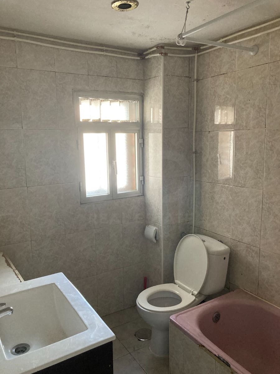 2 soveværelse Lejlighed til salg i Madrid by - € 290.000 (Ref: 10183891)