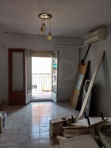 2 soveværelse Lejlighed til salg i Numancia, Madrid by - € 290.000 (Ref: 10183891)
