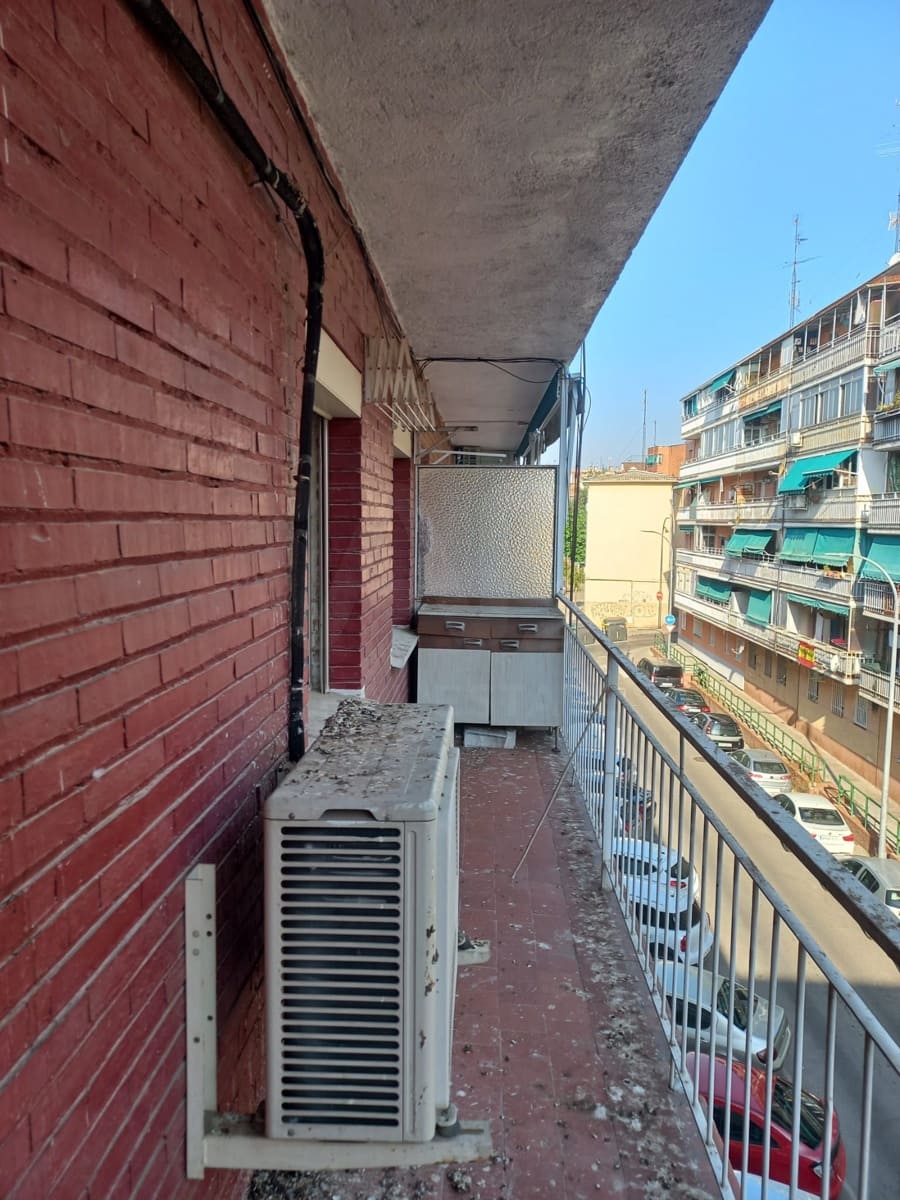 2 soveværelse Lejlighed til salg i Madrid by - € 290.000 (Ref: 10183891)