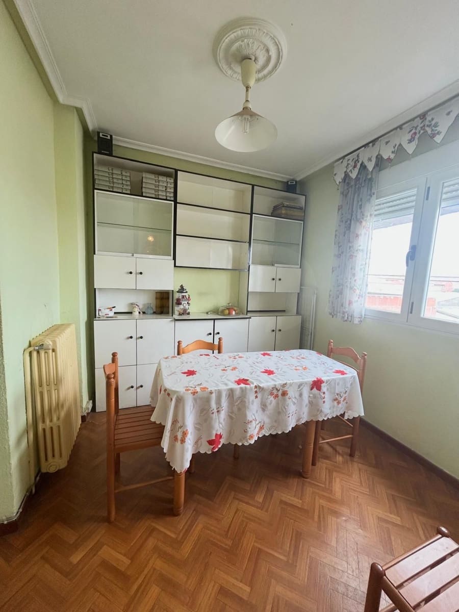 3 sypialnia Apartament na sprzedaż w Alija del Infantado - 60 000 € (Ref: 10183892)