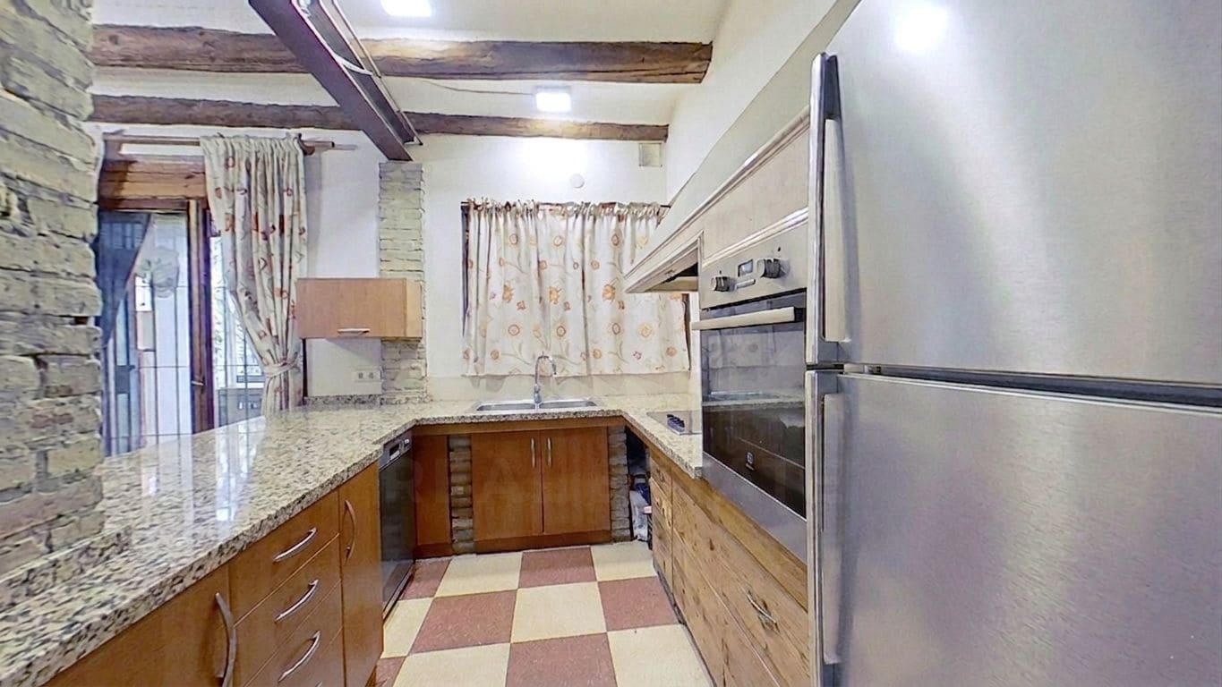 4 bedroom Townhouse for sale in El Palau d'Anglesola with garage - € 170,000 (Ref: 10183893)