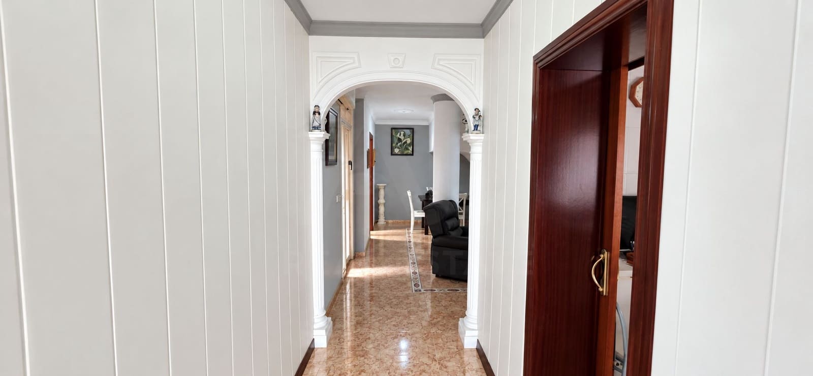 4 slaapkamer Huis te koop in Malaga stad met garage - € 500.000 (Ref: 10183902)