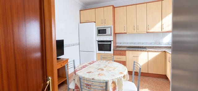 4 sypialnia Dom na sprzedaż w Haza del Campillo, Miasto Málaga z garażem - 500 000 € (Ref: 10183902)