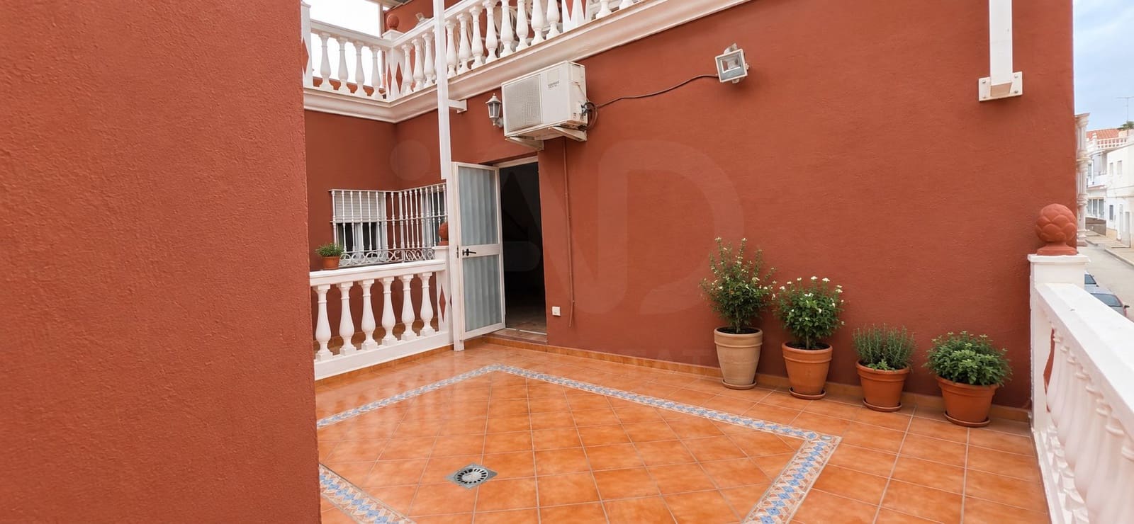 4 slaapkamer Huis te koop in Malaga stad met garage - € 500.000 (Ref: 10183902)