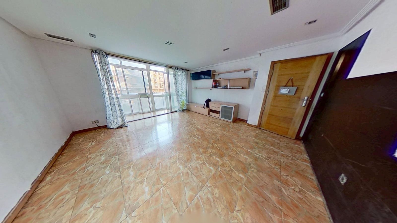 2 soveværelse Lejlighed til salg i Alicante by - € 186.000 (Ref: 10183904)