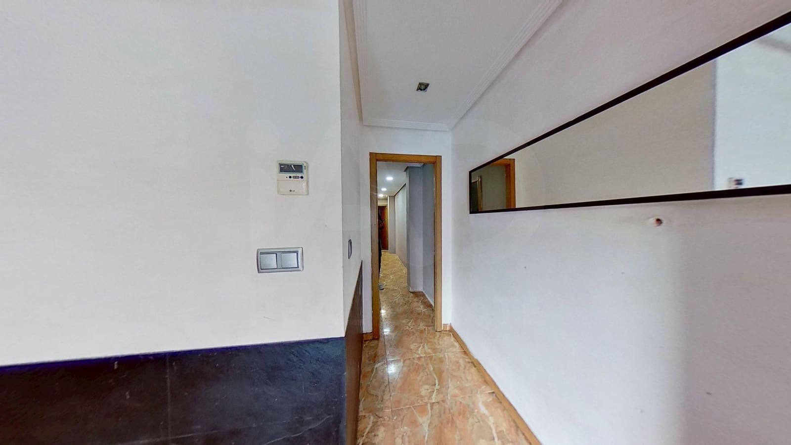 2 soveværelse Lejlighed til salg i Alicante by - € 186.000 (Ref: 10183904)