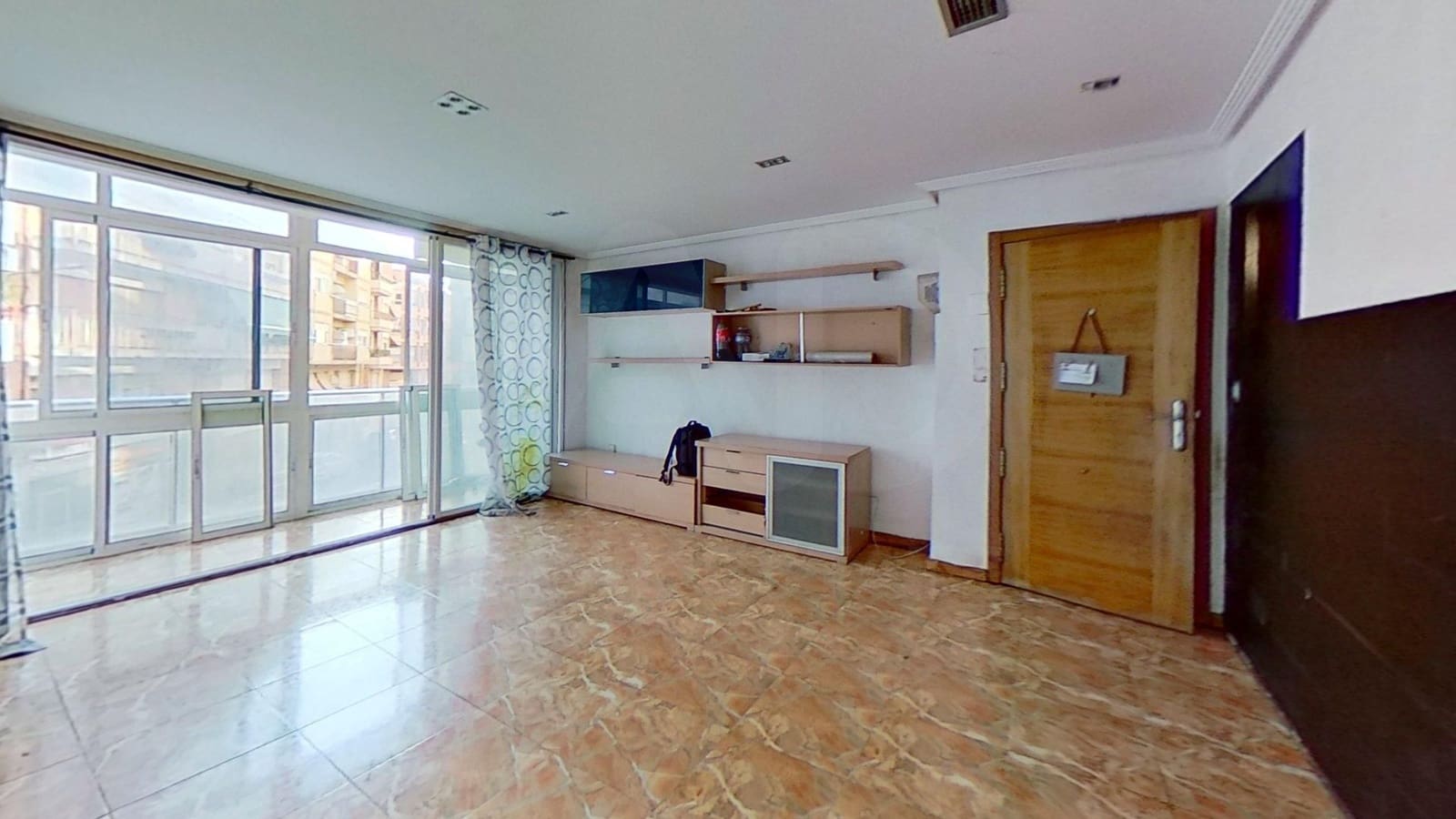2 soveværelse Lejlighed til salg i Alicante by - € 186.000 (Ref: 10183904)