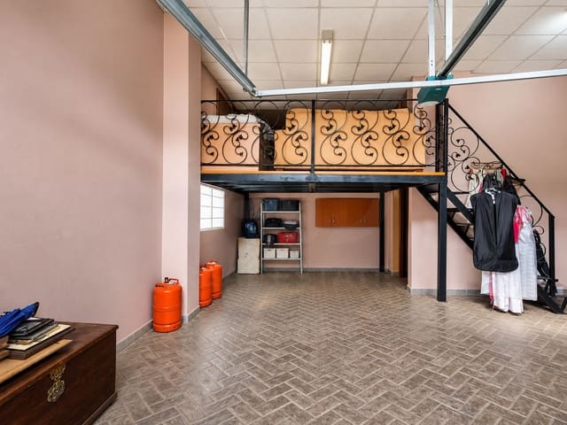 4 slaapkamer Huis te koop in Crevillente / Crevillent met garage - € 299.000 (Ref: 10183906)