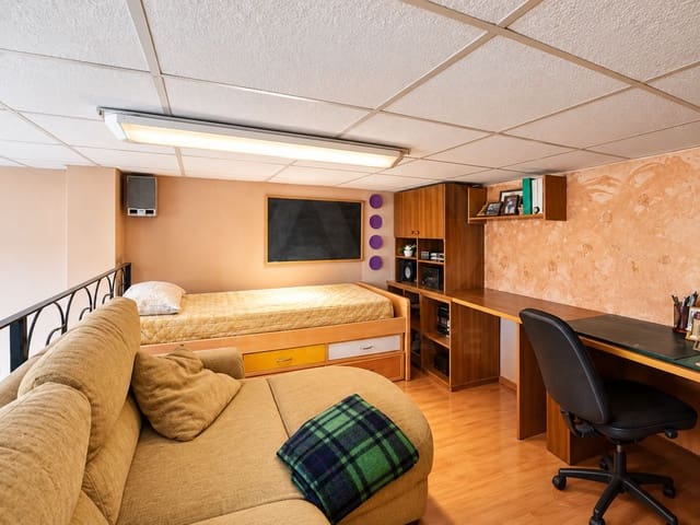 4 slaapkamer Huis te koop in Crevillente / Crevillent met garage - € 299.000 (Ref: 10183906)