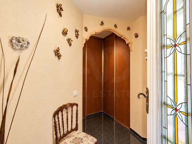 4 slaapkamer Huis te koop in Crevillente / Crevillent met garage - € 299.000 (Ref: 10183906)