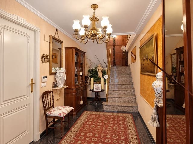 4 slaapkamer Huis te koop in Crevillente / Crevillent met garage - € 299.000 (Ref: 10183906)