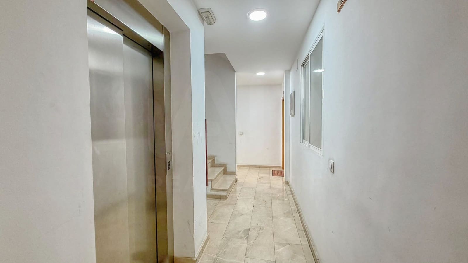 Apartamento de 2 habitaciones en Almassora / Almazora en venta con garaje - 133.000 € (Ref: 10183910)