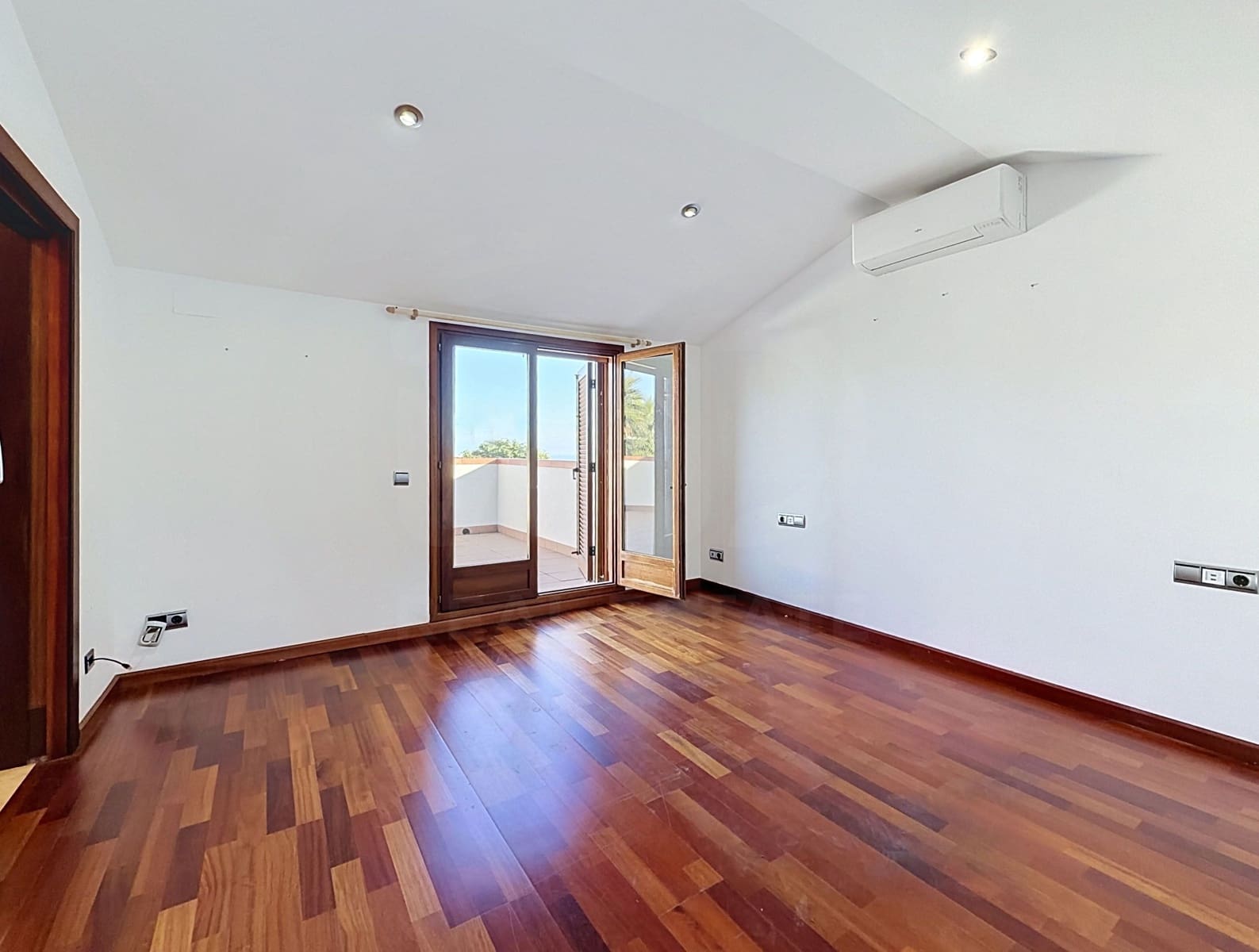 5 camera da letto Casa in vendita in Sitges con piscina garage - 1.600.000 € (Rif: 10184094)