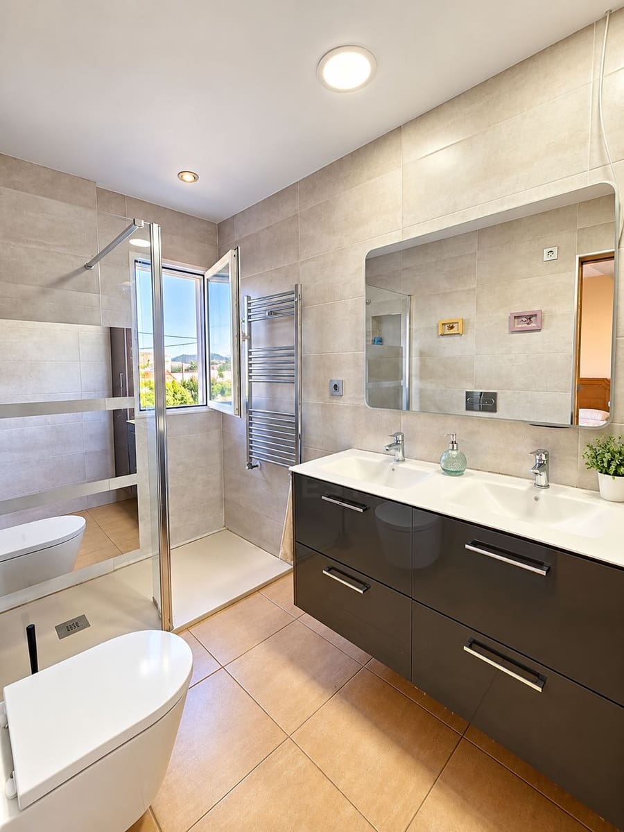 4 soveværelse Byhus til salg i Murcia by med swimmingpool garage - € 478.000 (Ref: 10184095)
