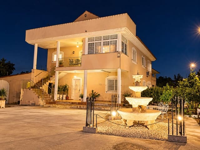4 soveværelse Byhus til salg i Los Dolores, Murcia by med swimmingpool garage - € 478.000 (Ref: 10184095)