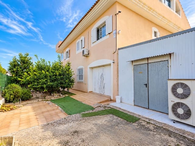 4 soveværelse Byhus til salg i Los Dolores, Murcia by med swimmingpool garage - € 478.000 (Ref: 10184095)