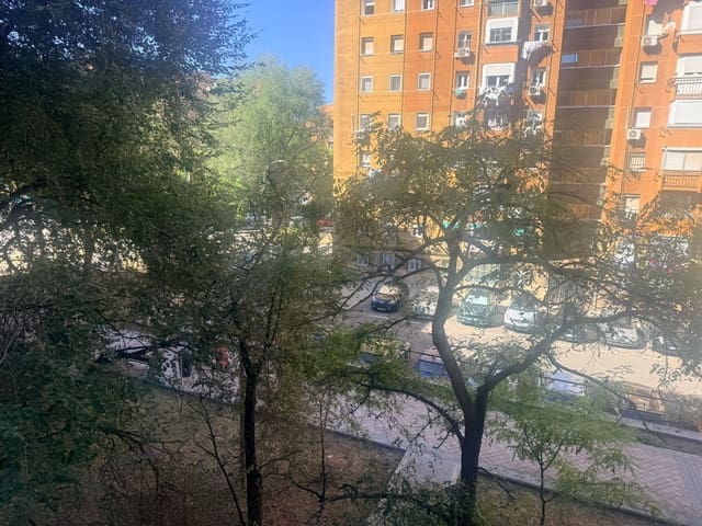 2 Zimmer Apartment zu verkaufen in Pueblo Nuevo, Madrid Stadt - 318.000 € (Ref: 10184096)
