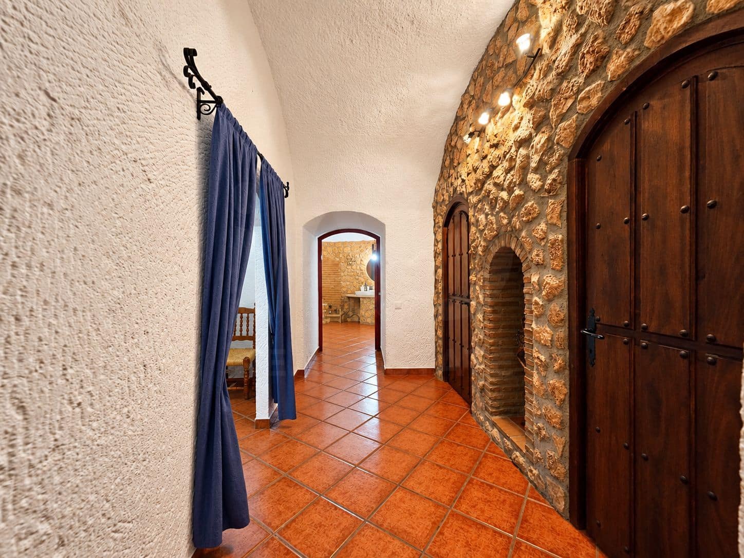 5 bedroom Finca/Country House for sale in Guadix with pool garage - € 445,000 (Ref: 10184105)