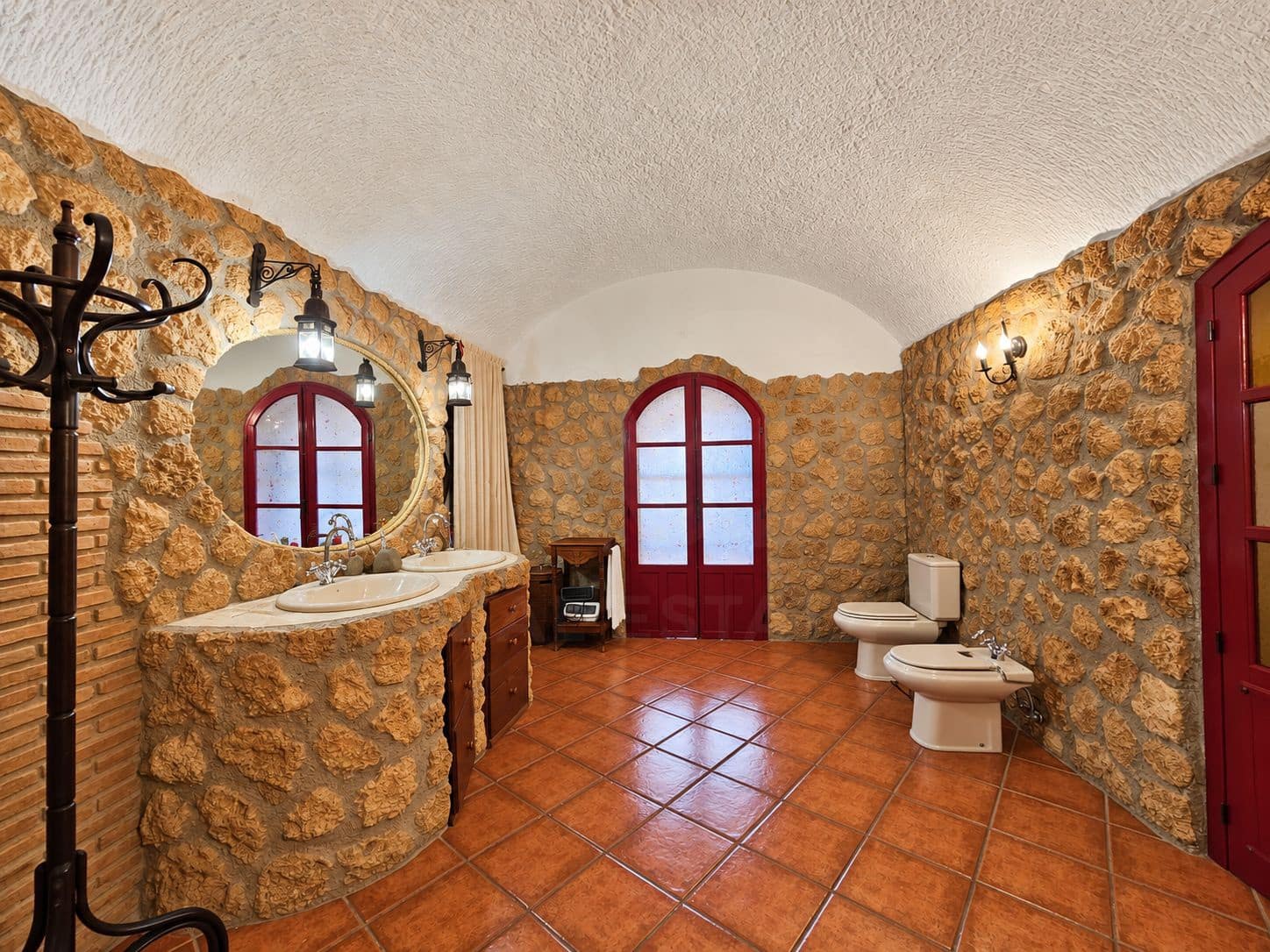 5 bedroom Finca/Country House for sale in Guadix with pool garage - € 445,000 (Ref: 10184105)