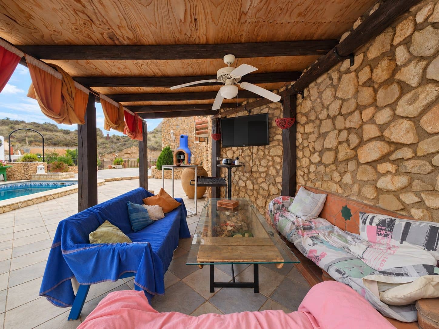 5 bedroom Finca/Country House for sale in Guadix with pool garage - € 445,000 (Ref: 10184105)