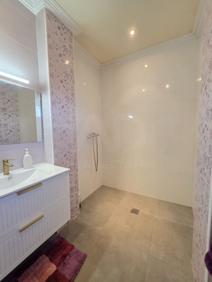 Hus til salgs i El Raal med garasje - € 424 200 (Ref: 10184108)