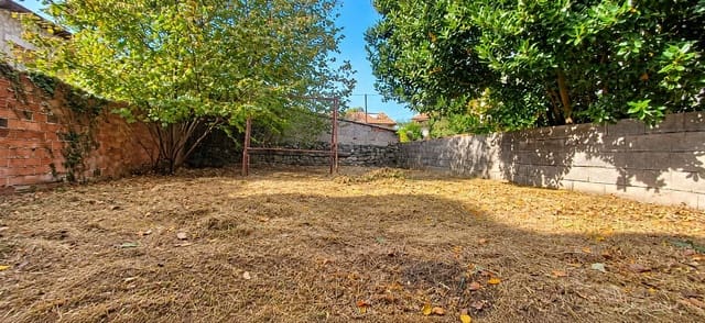 5 soveværelse Rækkehus til salg i San Felices de Buelna med garage - € 160.000 (Ref: 10184114)