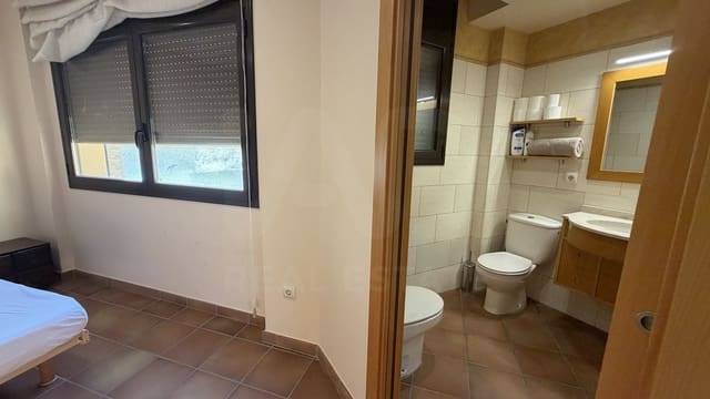 Villa/Maison de 3 chambres à louer à Ivars de Noguera - 1 300 € (Ref: 10184117)