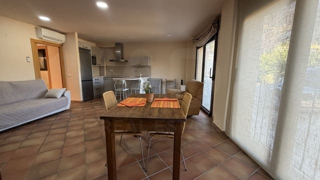 Villa/Maison de 3 chambres à louer à Ivars de Noguera - 1 300 € (Ref: 10184117)