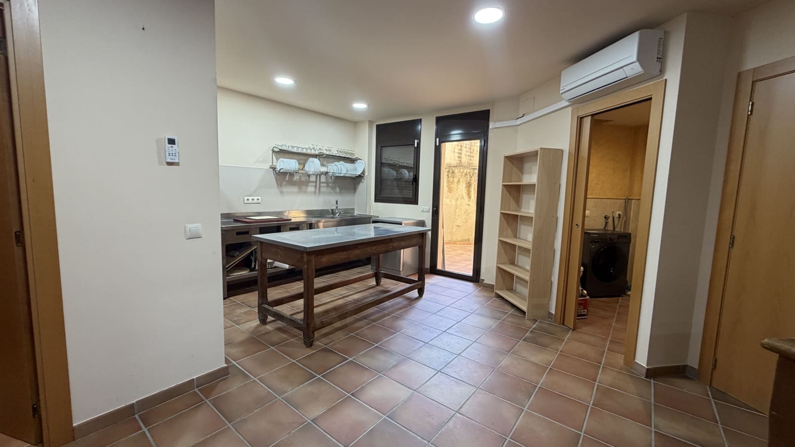 3 quarto Moradia para arrendar em Ivars de Noguera - 1 300 € (Ref: 10184117)